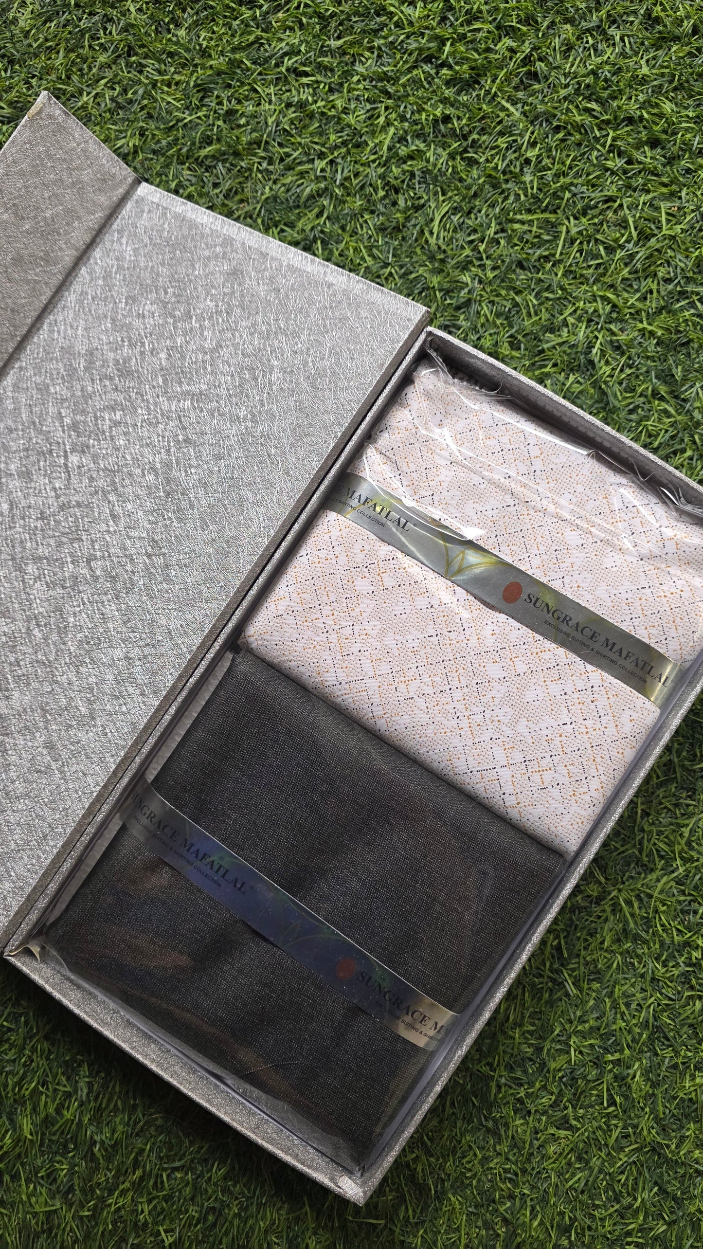 Sungrace Mafatlal Premium Gift Pack of Unstitched Shirt & Trouser Fabrics