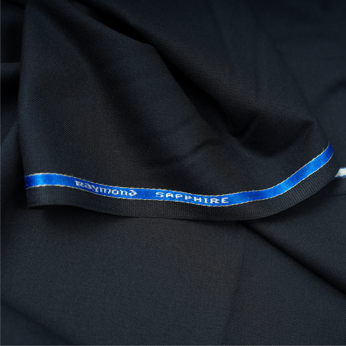 Raymond Sapphire 65% Polyester 35% Wool Unstitched Suiting Fabric (Dark Navy)